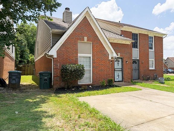 2nd image of 5549 Blossom Ln