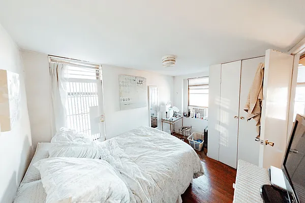 Rented by The Downtown LLC | media 30