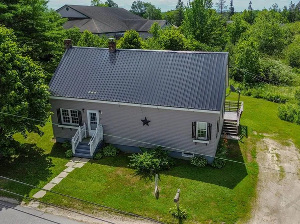 20 Cottage St, Milbridge, ME 04658