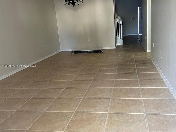 2nd image of 2253 SE 25th Ave #2253