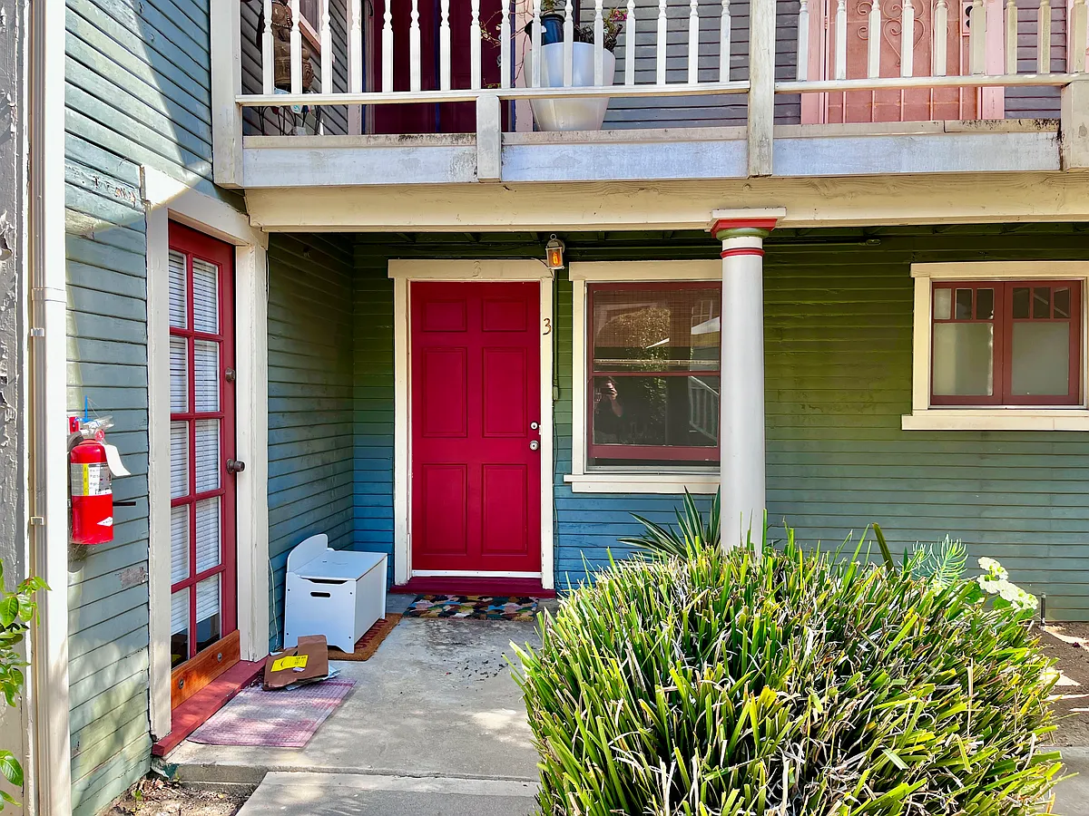 Unit #3 ground floor unit of triplex - 2147 E Bermuda St