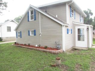 1508 Hillview Dr, Pekin, IL