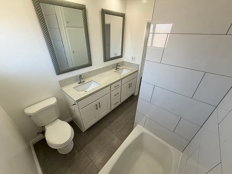 1916 Harriman Ln — Photo 19