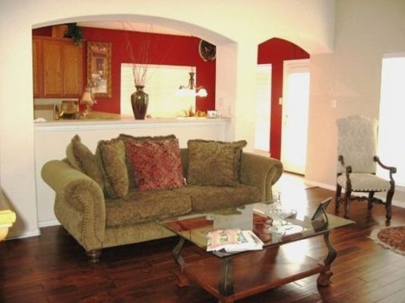 5th image of 2177 Kiowa St