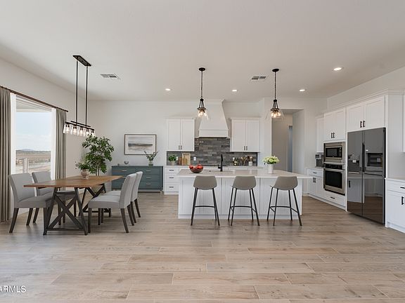 3rd image of 28285 N Quintana Place