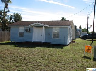 304 1st St, Port Mansfield, TX 78598