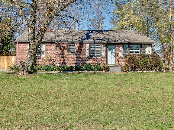 3rd image of 108 Donelsonwood Dr