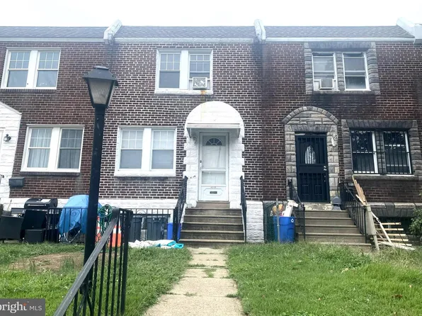 4230 Hellerman St, Philadelphia, PA 19135