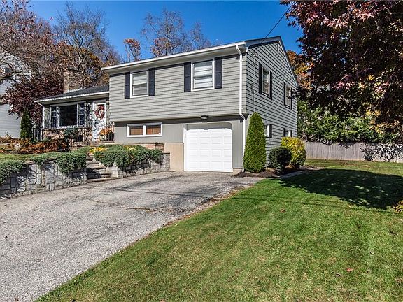 3rd image of 45 Ambrose St