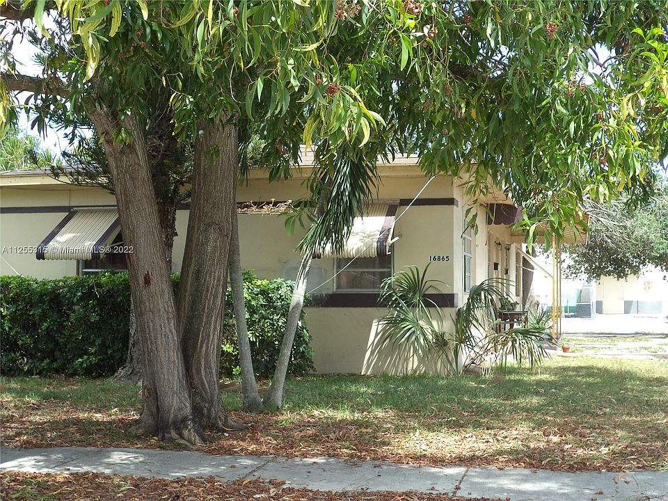 1st image of 16867 NE 4th Pl
