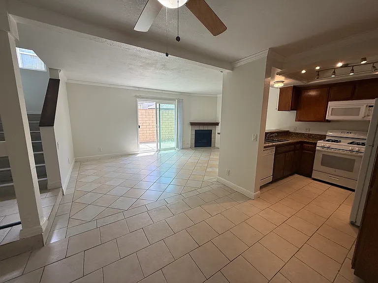 1723 E Flora St #A — Photo 1