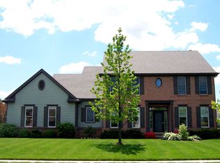 7651 Long View Dr, Maumee, OH 43537