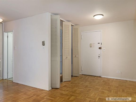 4th image of 1805 215th St Suite 4