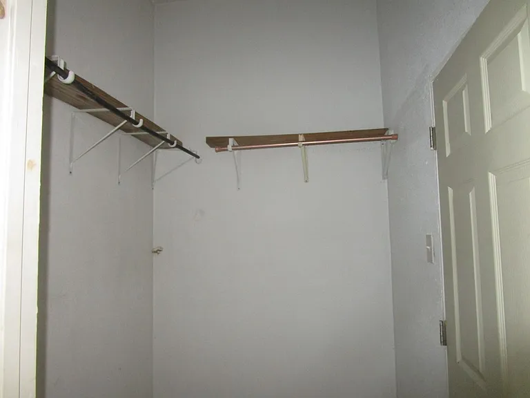 1816 Old Pioneer Rd — Photo 16