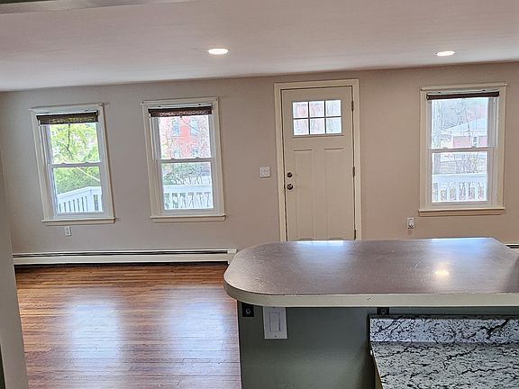 5th image of 49 Jaffrey Rd