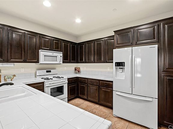 4th image of 15723 Parkhouse Dr Unit 45