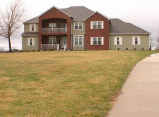 6525 SW South Pointe Dr, Auburn, KS 66402