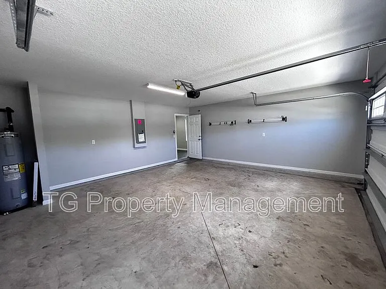 5229 Walkers Ridge Dr — Photo 22