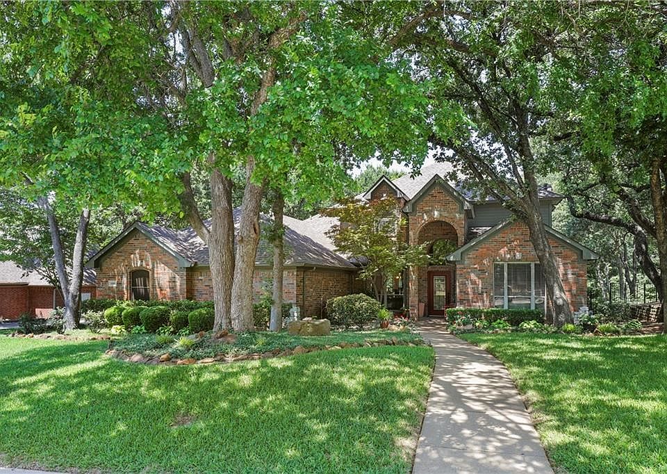 1st image of 1809 Woodland Blvd