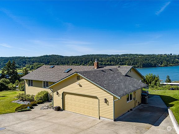 4th image of 433 Blueberry Lane