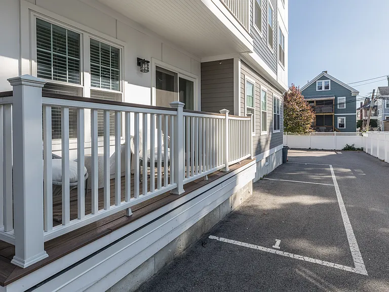 20 Fuller St #2 — Photo 21
