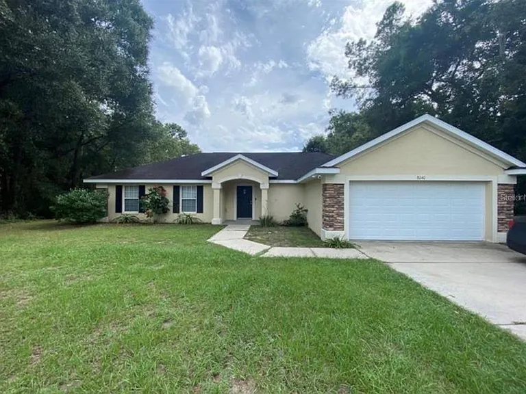 8040 SW 128th Loop — Photo 1