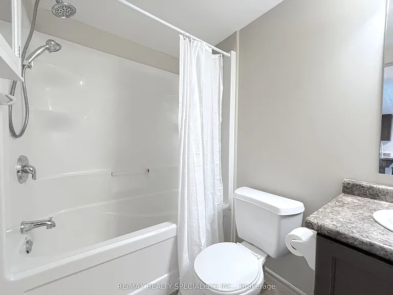 43 Goodwin Dr #404 — Photo 8