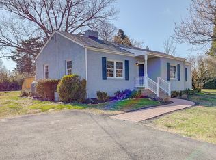 2121 Garstland Dr NW, Roanoke, VA 24017