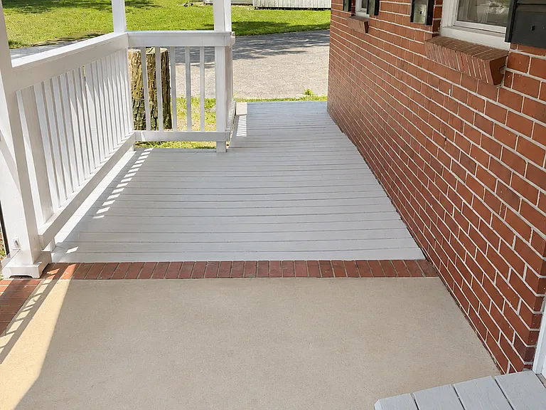 2625 Sheffield Rd — Photo 2