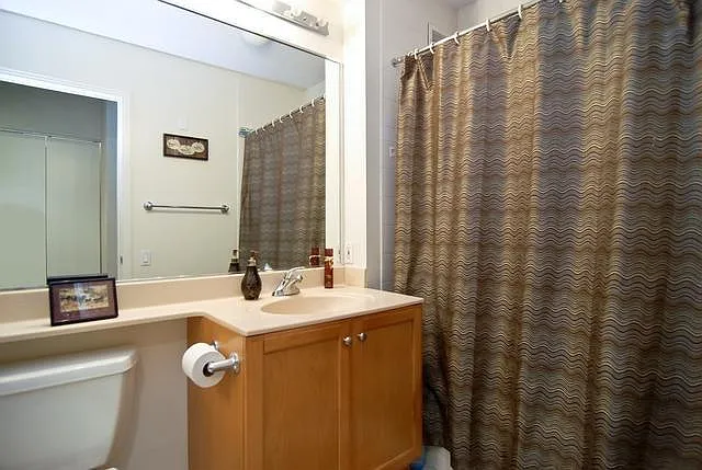400 N La Salle Dr #1103 — Photo 5