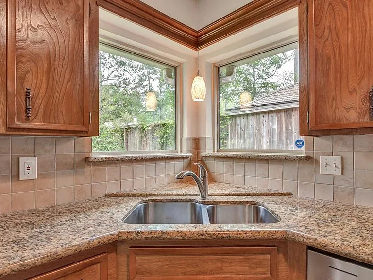 17 Wishbonebush Rd — Photo 26