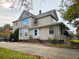 313 W Nippersink Rd, Round Lake, IL