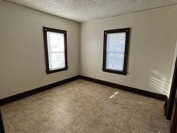 5th image of 1426-1428 12th Ave #1426-2W