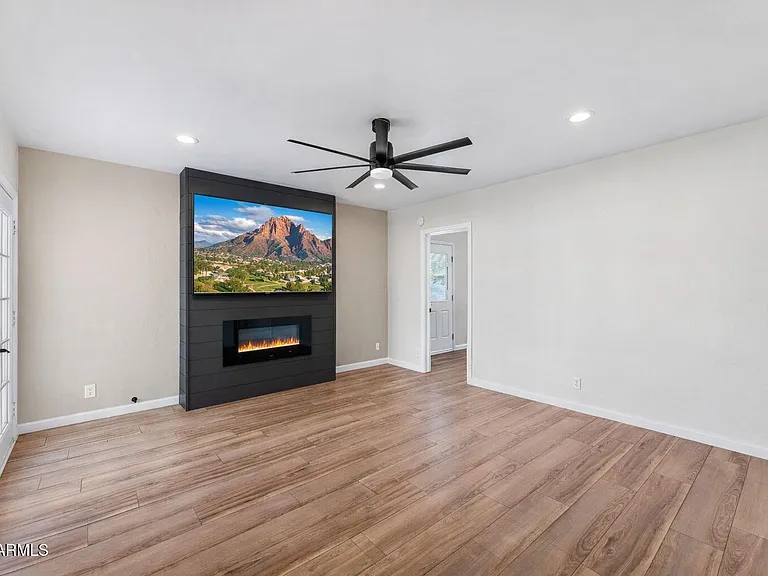 8302 E Windsor Ave — Photo 10