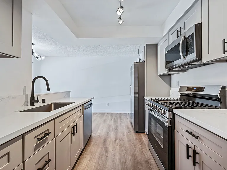 Ackerfield Apartments — Photo 34