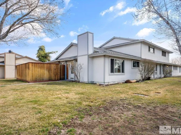 1029 Brooktree Dr APT 4, Sparks, NV 89434