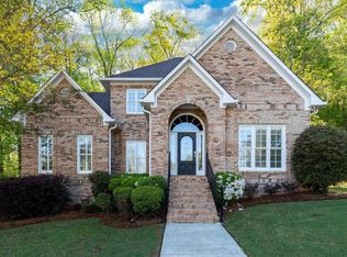 7509 Surrey Ln, Trussville, AL 35173