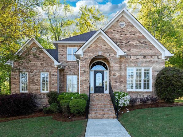 7509 Surrey Ln, Trussville, AL 35173