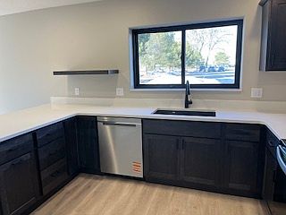 5th image of 226 Spruce St #101