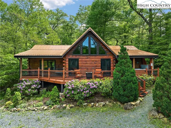 324 Rough Ridge Road, Sugar Mountain, NC 28604