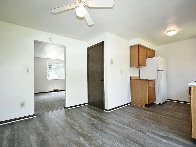 427 Manor Rd #3 — Photo 15
