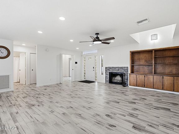 5th image of 1183 Circulo Canario