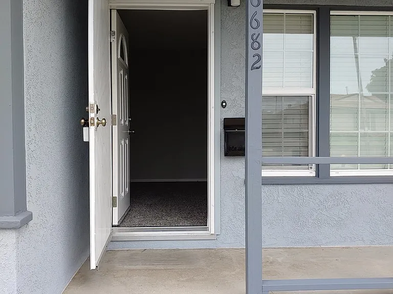 6682 Birchwood St — Photo 5
