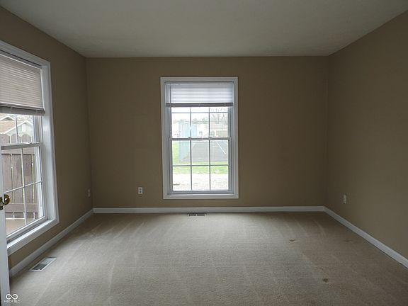 2nd image of 3308 S Westminster Way