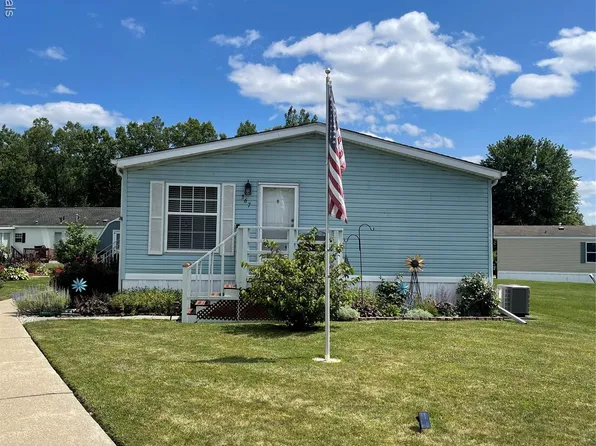 367 Pear Tree Ln, Otisville, MI 48463