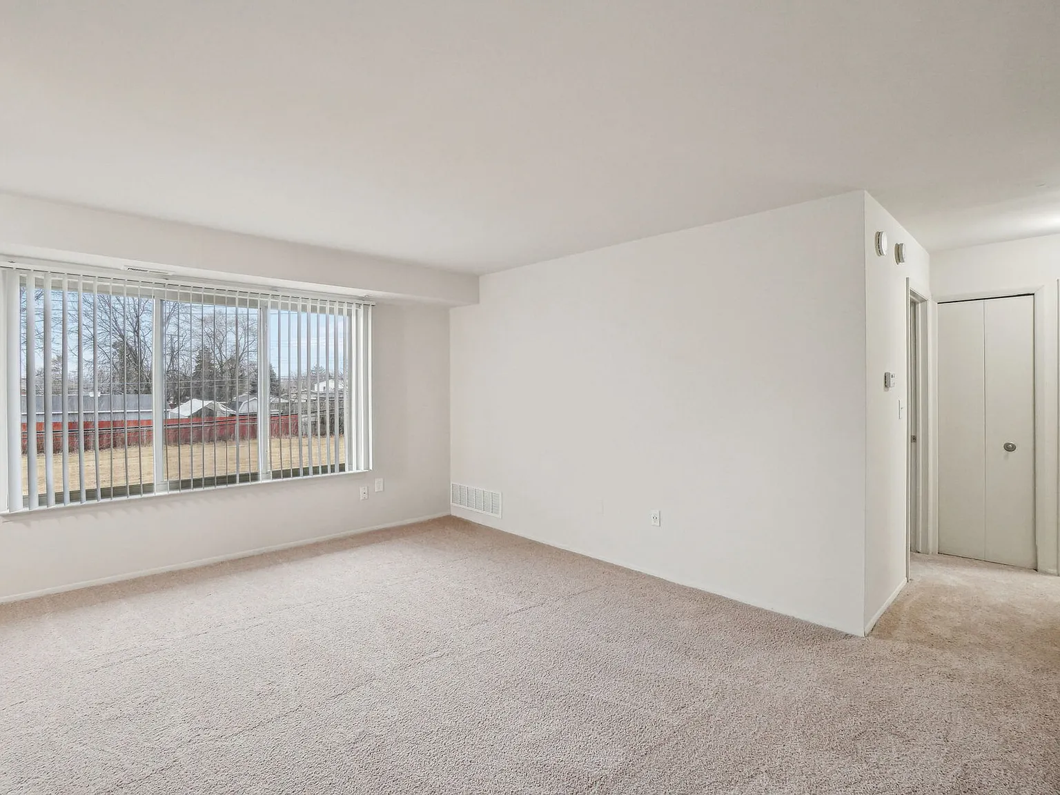 Ashbury Place Apartments — Photo 2