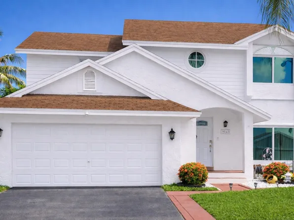 9741 SW 9th Court, Pembroke Pines, FL 33025