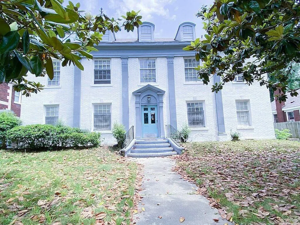 128 Stonewall St #1