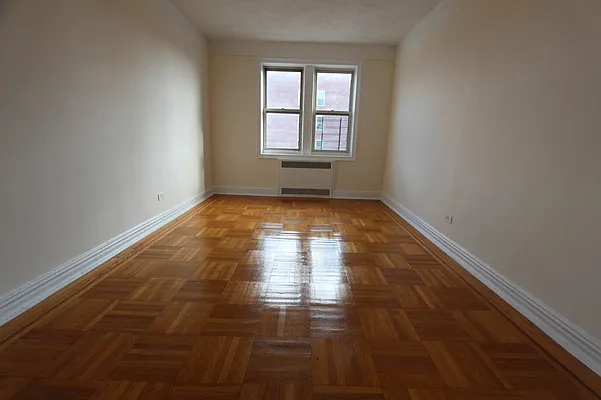 Rented by Contact Realty | media 17