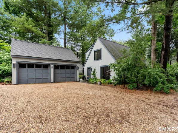 7 Pond Cir #7, Avon, CT 06001
